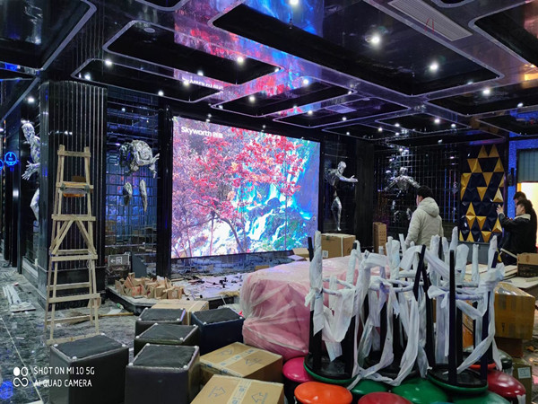 且末室内P2.5全彩显示屏